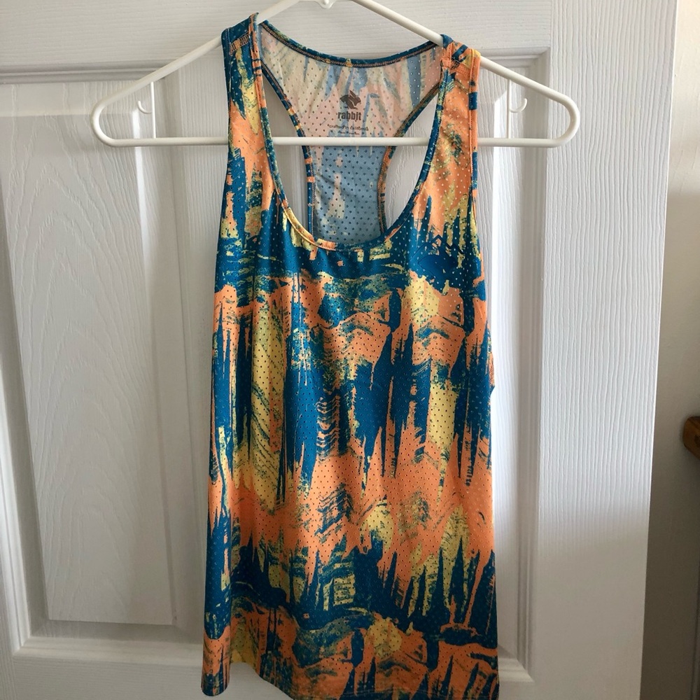 Rabbit running tank top size medium.